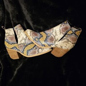 Chic Snakeskin Ankle Booties in Cream, Blue, and Yellow